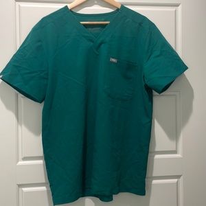 Men’s scrub top